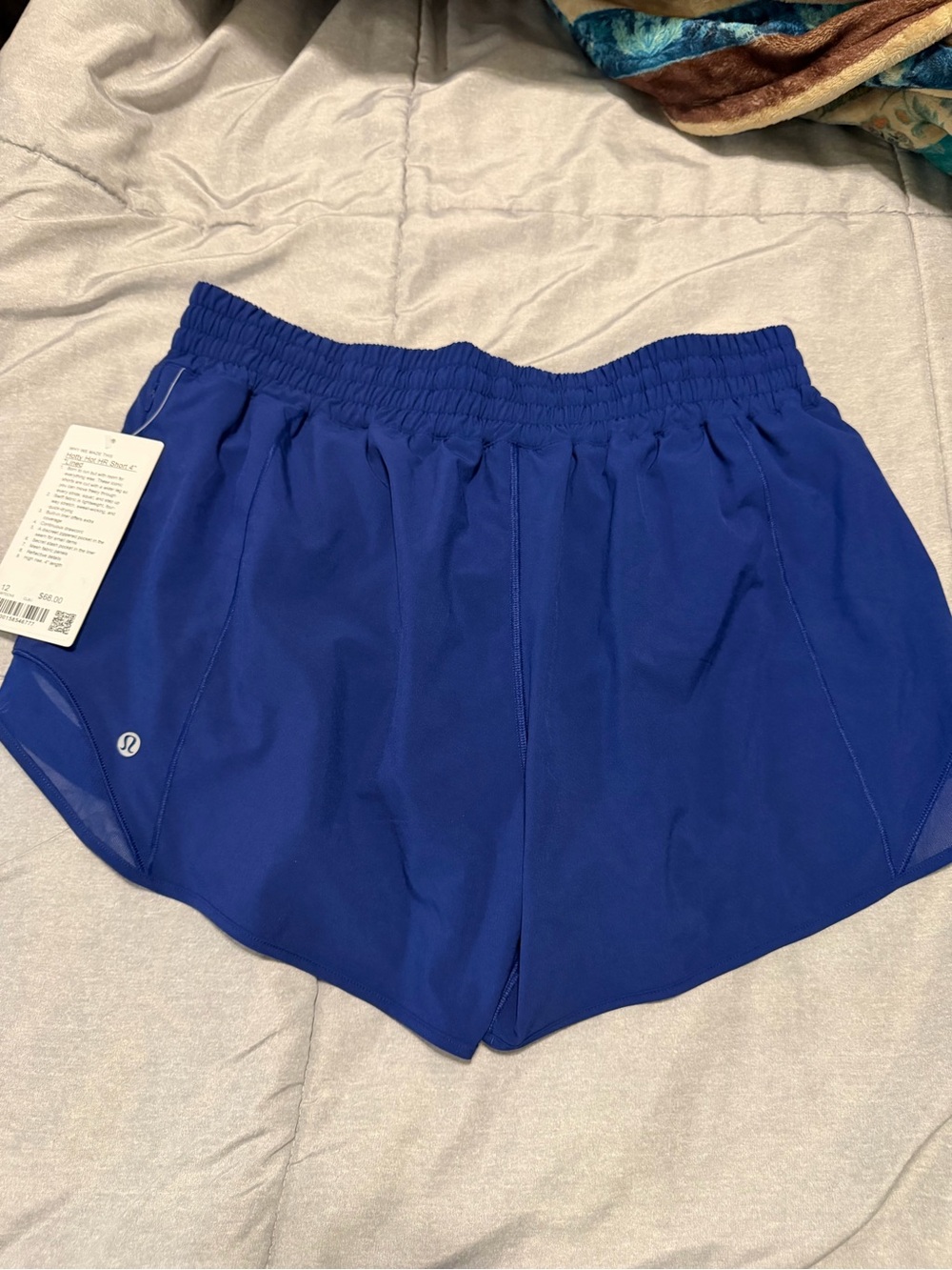 lululemon athletica Women's Hotty Hot HR 4in Shorts - Picture 3 of 3